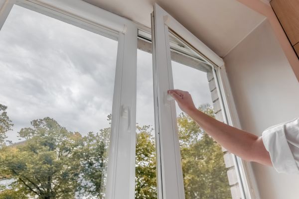 Cost of Vinyl Window Repair in Boise