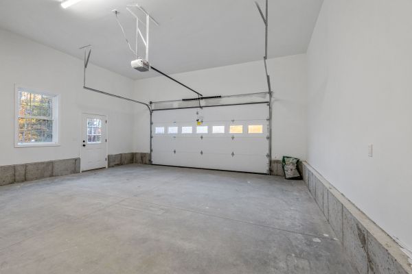 Cost of Garage Window Repair in Boise
